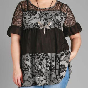 Black & Gray Lace Bell-Sleeve Tunic